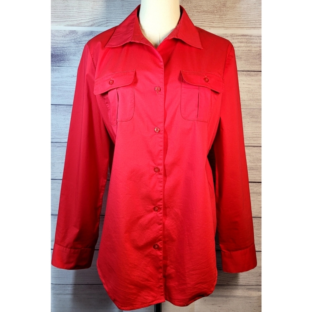 Chico’s Collared Chest Pockets Button Up Shirt Womens Size 1 =M Red Careerwear